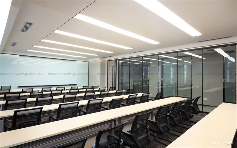 中端辦公室如何通過設計提升企業(yè)形象
